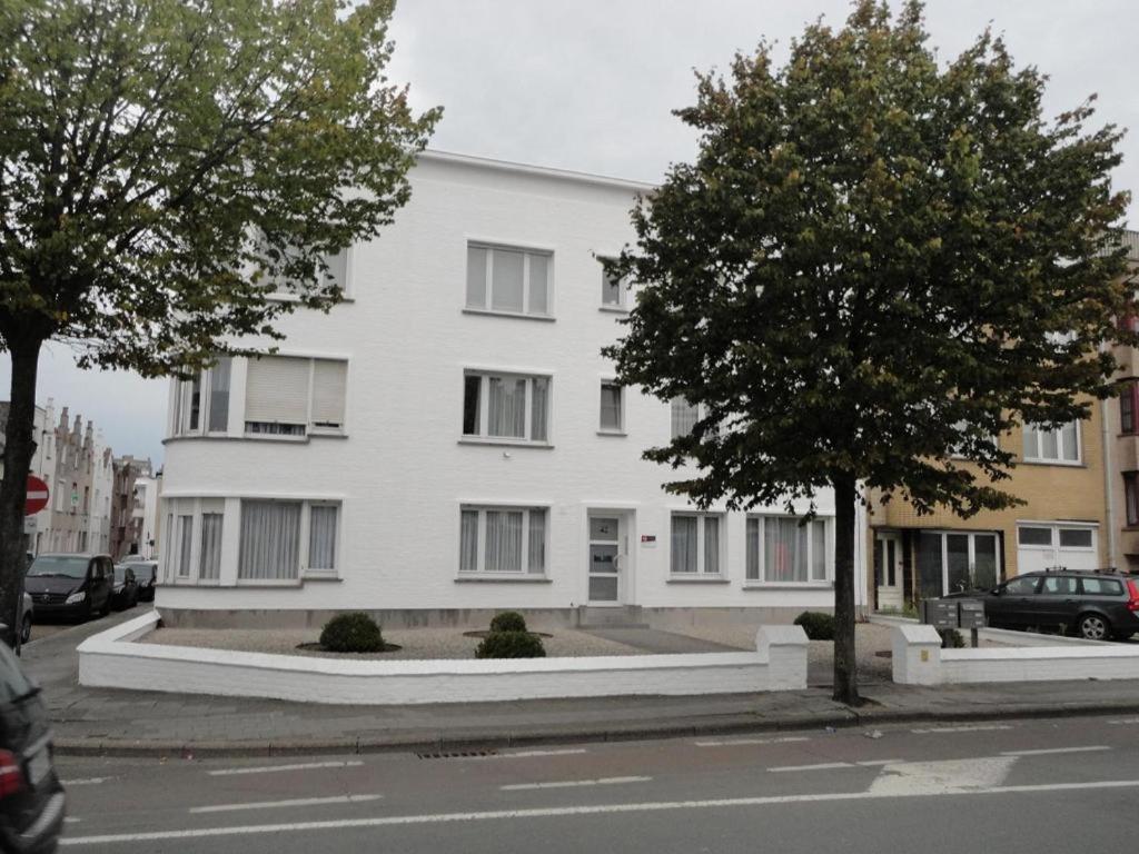 Nabij Station Op De Begane Grond In Residentie Jane * Blankenberge