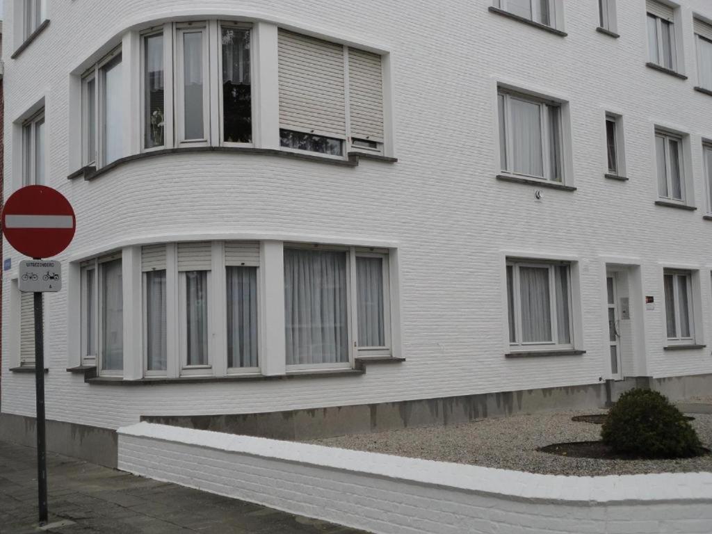 Appartement Nabij Station Op De Begane Grond In Residentie Jane