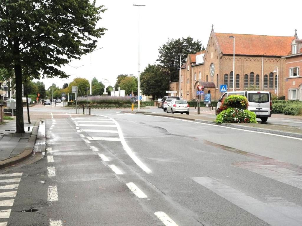 Nabij Station Op De Begane Grond In Residentie Jane *